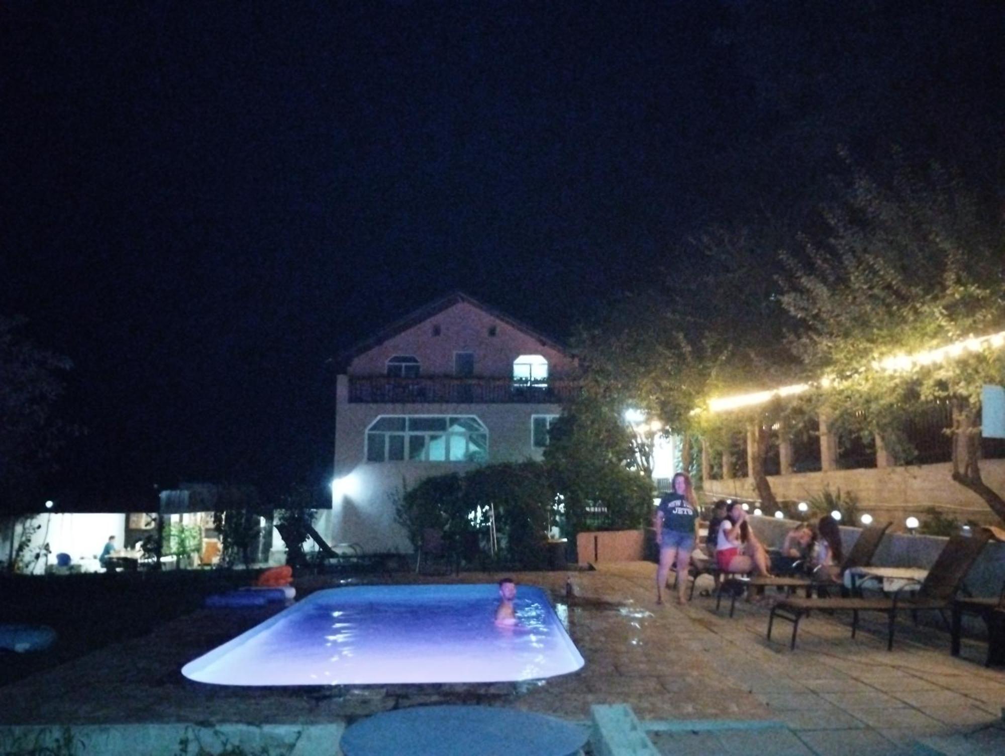 Casamarinela Hotel Orşova Buitenkant foto